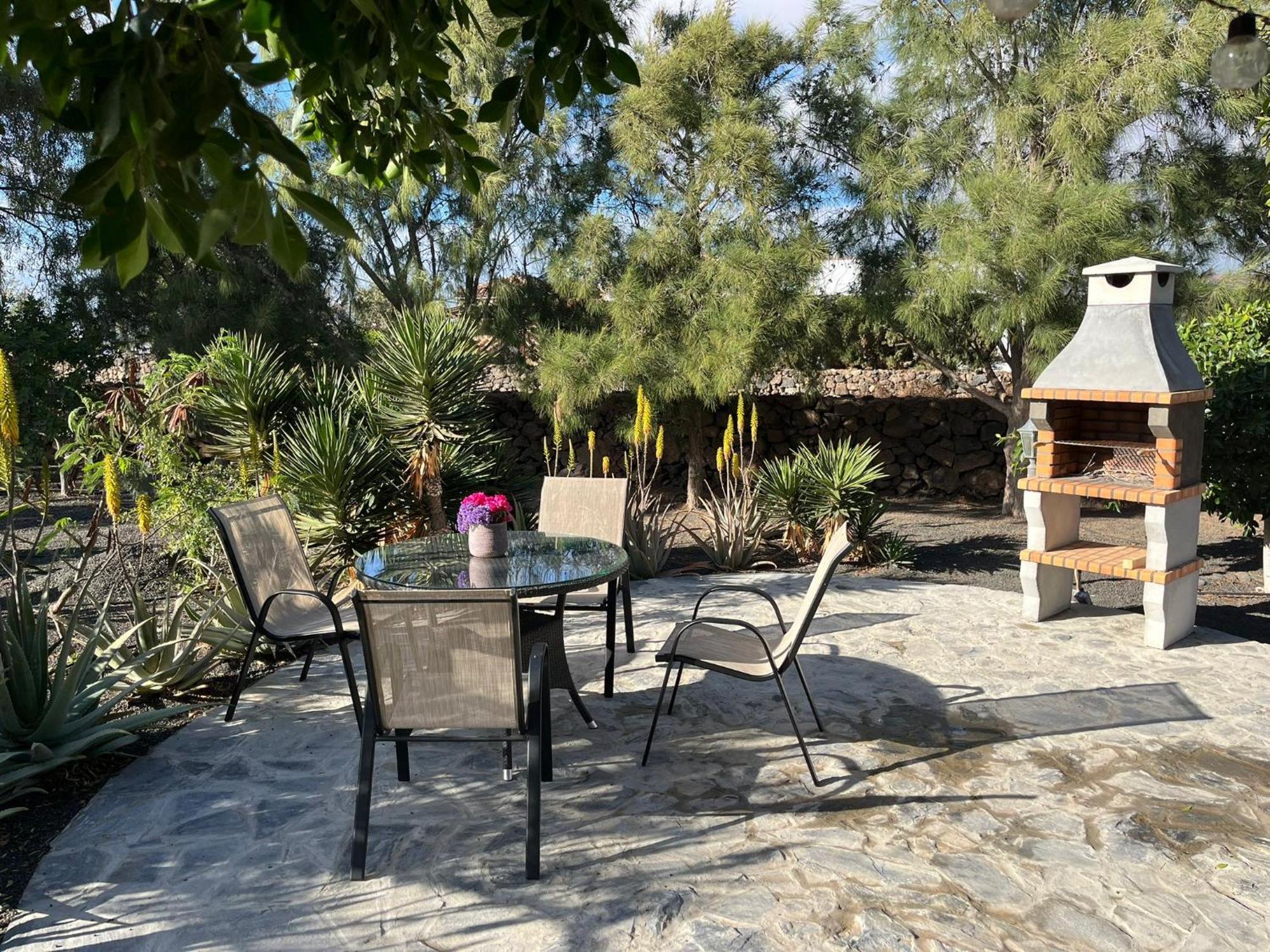Home2Book Charming Casa Julianna Lajares Bagian luar foto