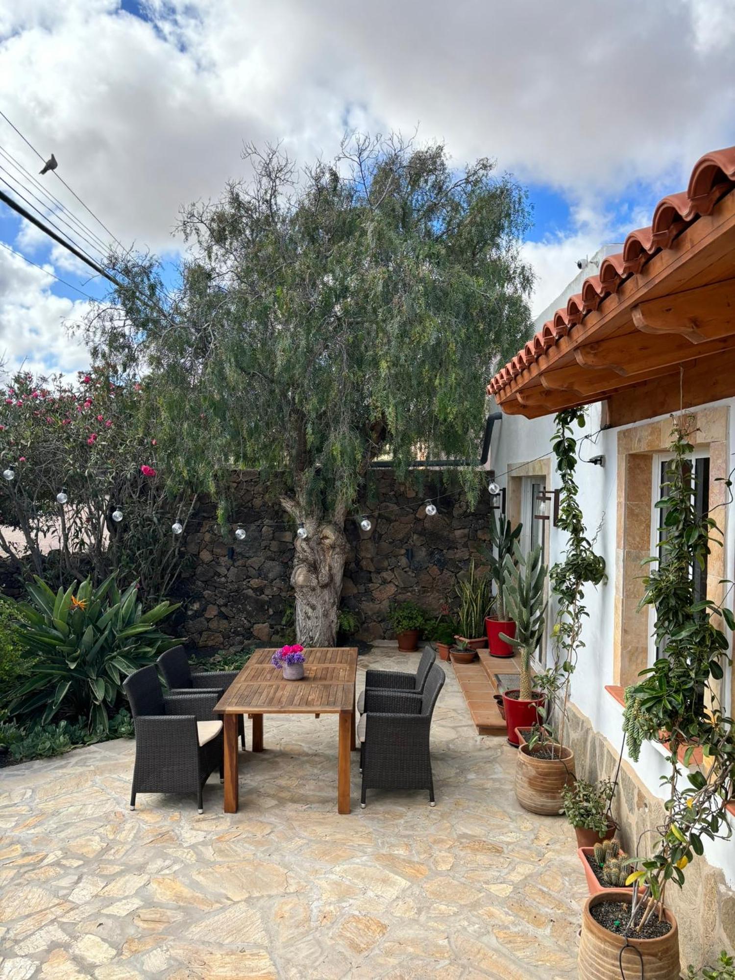 Home2Book Charming Casa Julianna Lajares Bagian luar foto